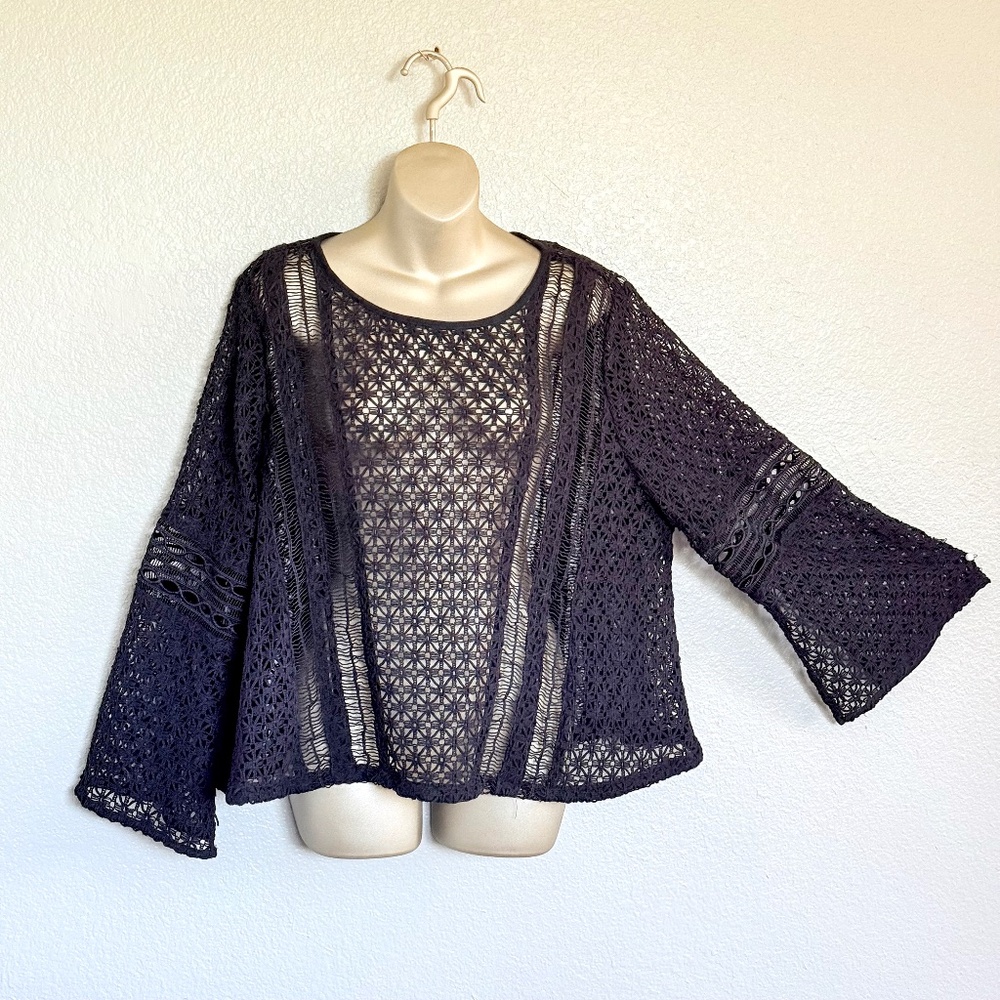 Luxe Deluxe Black Witchy Crochet Bell Sleeve Boho Romantic Whimsigoth Top Sz 10